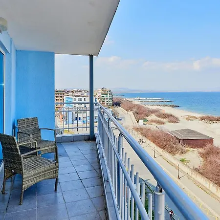 호텔 Family Regata